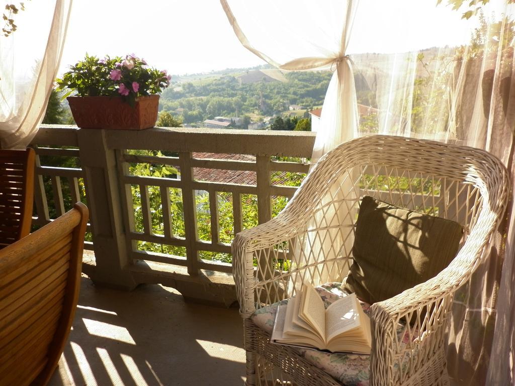 La Terrazza Sul Monferrato Lägenhet Ozzano Monferrato Rum bild